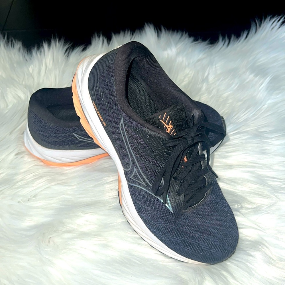 Mizuno ‘wave rider 26’ running shoes